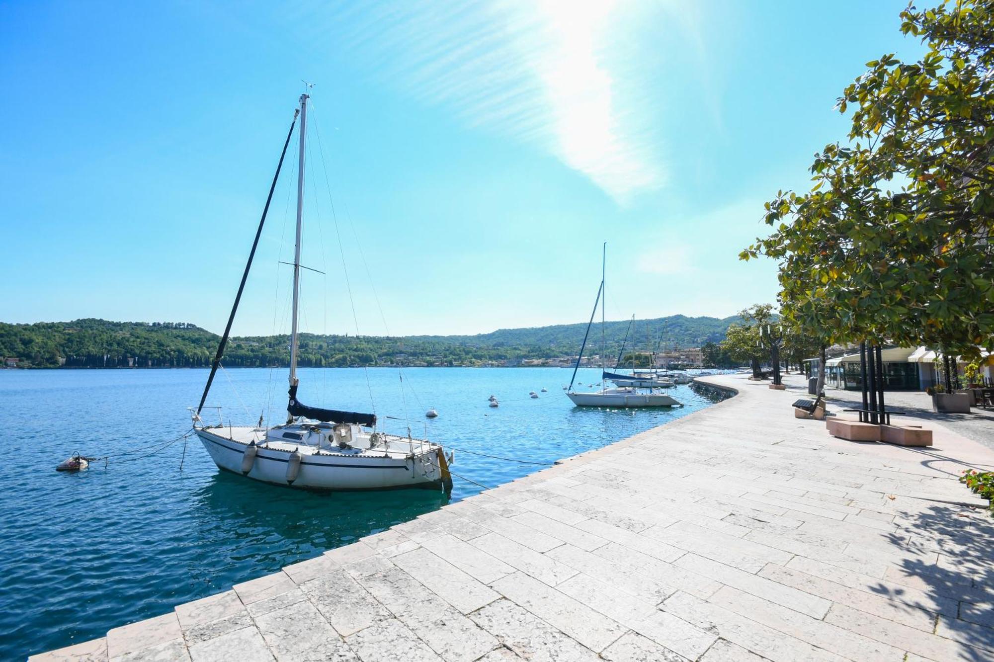 Bellavista - Garda Leisure Lejlighed Salò Eksteriør billede